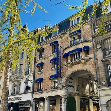 Hotel Des Arcades Reims Bagian luar foto
