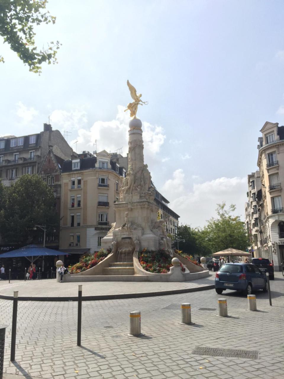 Hotel Des Arcades Reims Bagian luar foto